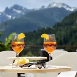 Almwellness-resort Tuffbad Σαλέ Sankt Lorenzen im Lesachtal