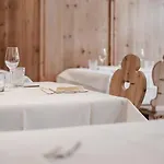 Almwellness-resort Tuffbad