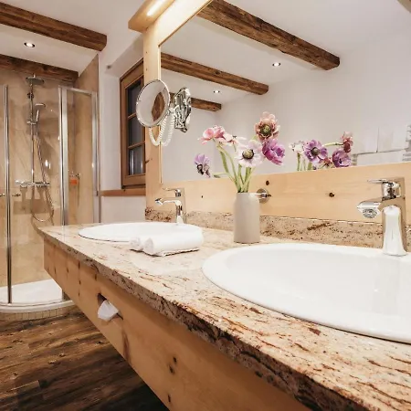木屋 Almwellness-resort Tuffbad *