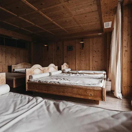 Almwellness-resort Tuffbad Chalet *