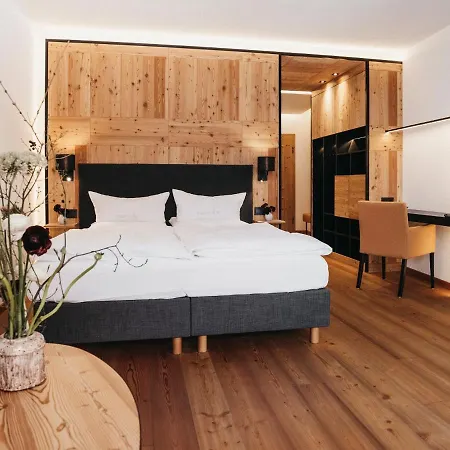 Chalet Almwellness-resort Tuffbad