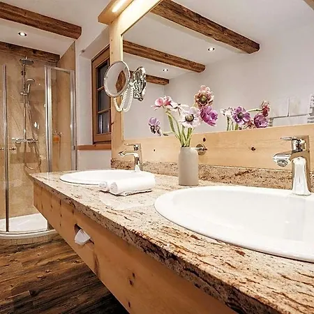 Almwellness-resort Tuffbad Sankt Lorenzen im Lesachtal