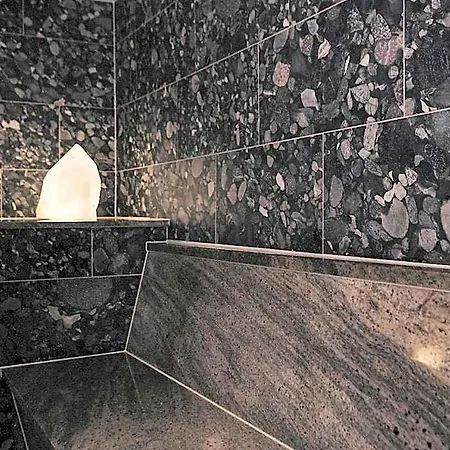 Almwellness-resort Tuffbad Dağ evi
