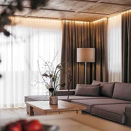 Almwellness-resort Tuffbad Dağ evi