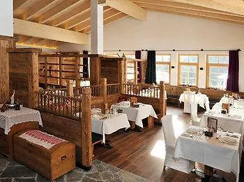 Almwellness-resort Tuffbad Dağ evi Sankt Lorenzen im Lesachtal