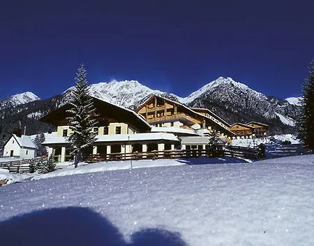 Dağ evi Almwellness-resort Tuffbad *