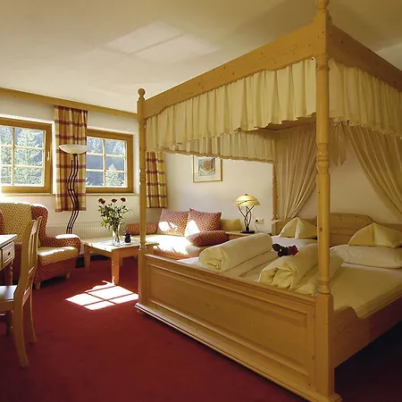Dağ evi Almwellness-resort Tuffbad *