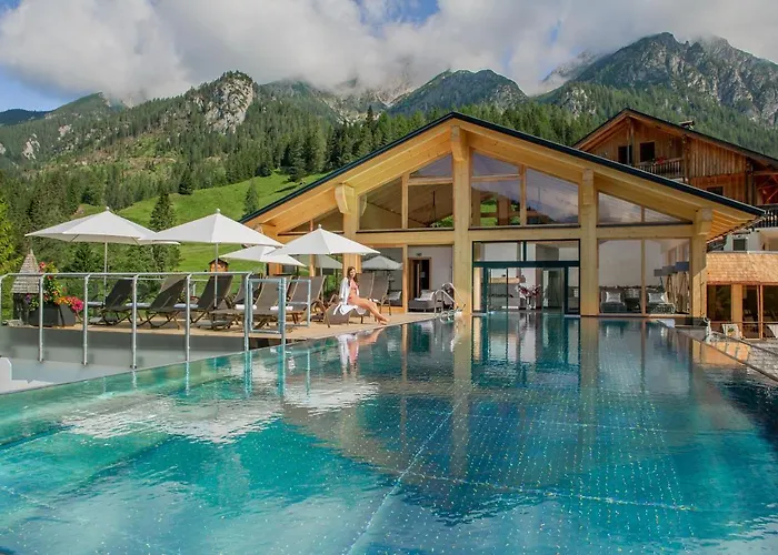 Almwellness-resort Tuffbad 木屋 Sankt Lorenzen im Lesachtal